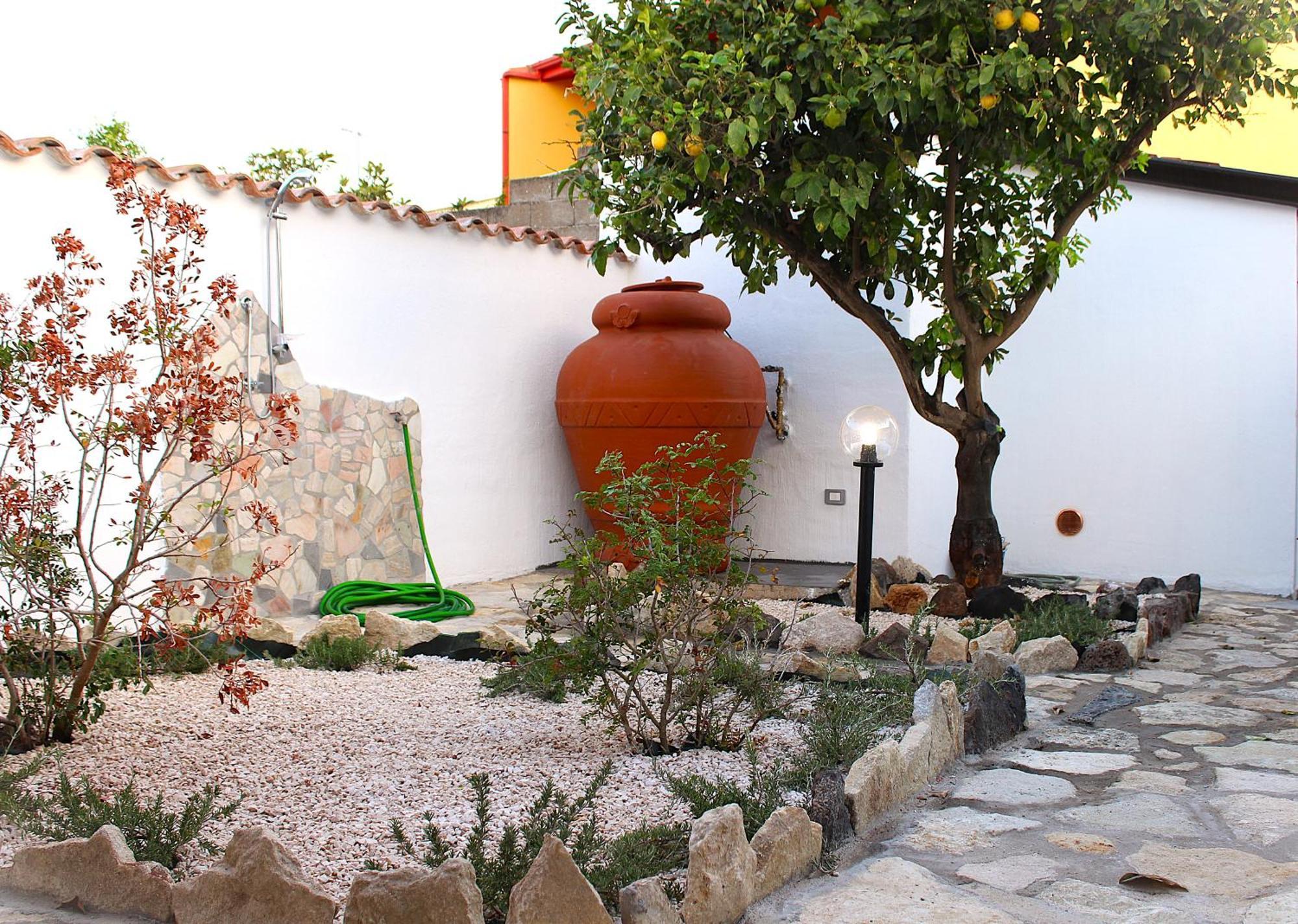 I Limoni Guesthouse Sissy Cabras Exterior photo